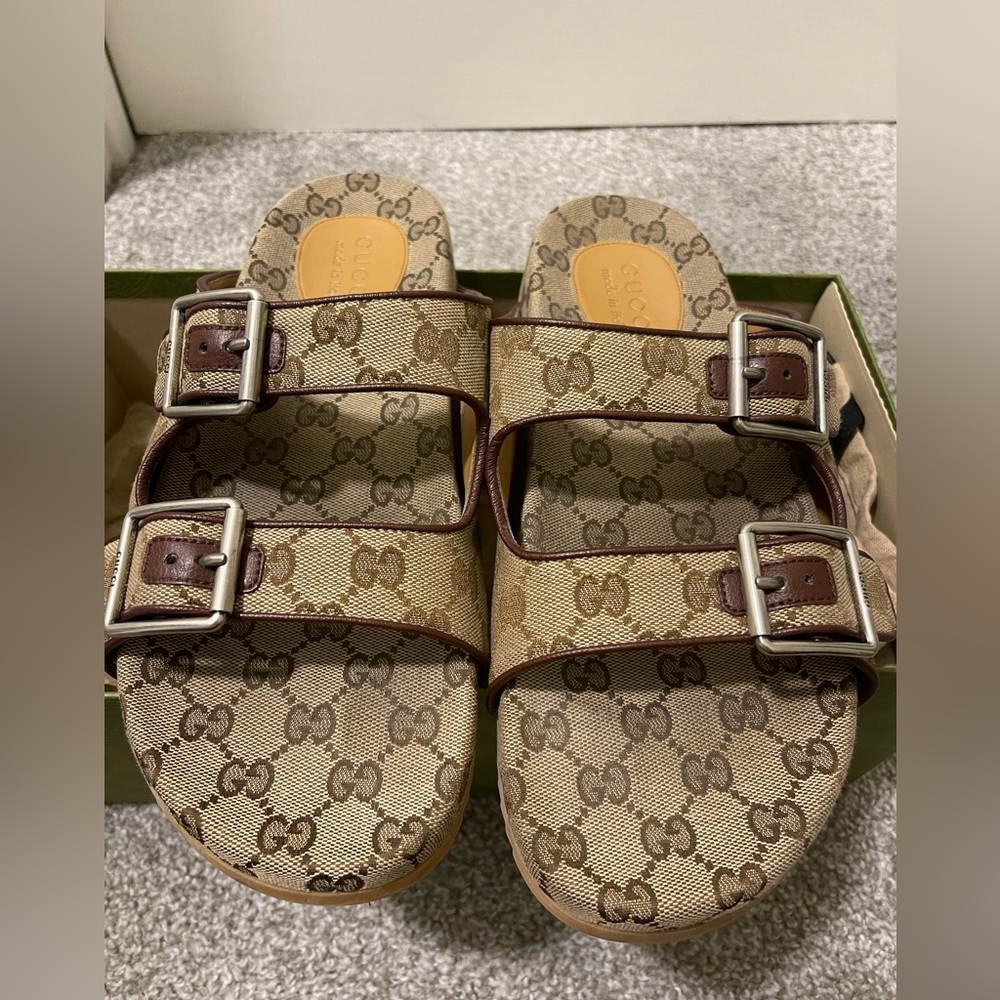 Gucci slip on(UNISEX)